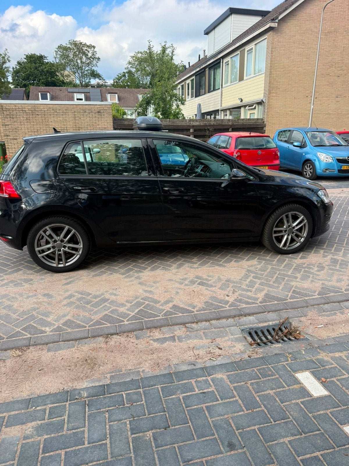 Volkswagen Golf 1.6 TDI 90pk 5D 2017 Zwart, Voorwielaandrijving, 4 cilinders, Zwart, 125 €/maand