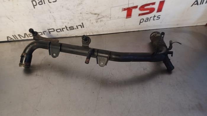 Waterpijp van een Volkswagen Passat, Gebruikt, -, Volkswagen, -