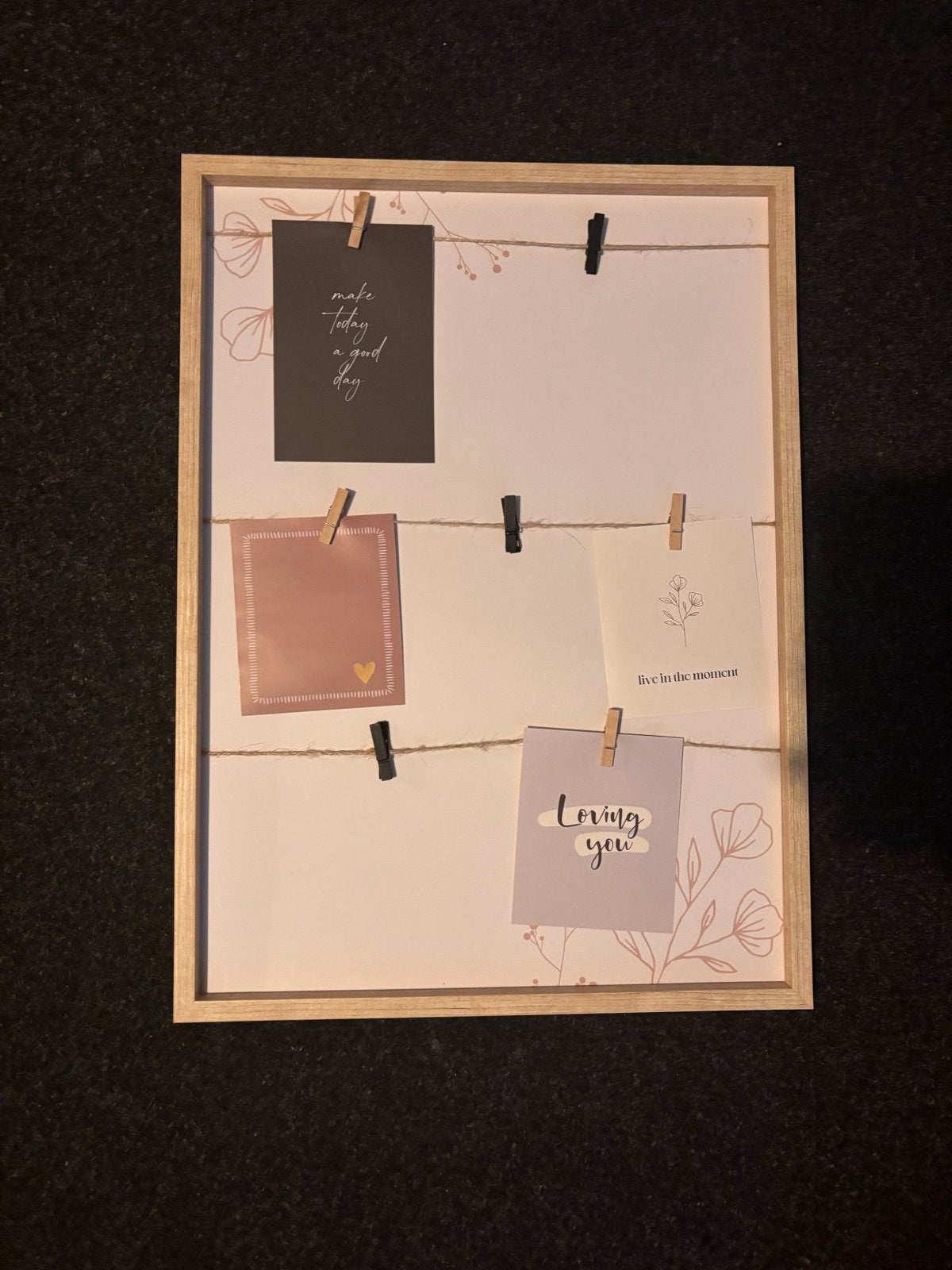 Fotobord met clips en touwtjes, Ophalen, Beige, Zo goed als nieuw, Fotobord