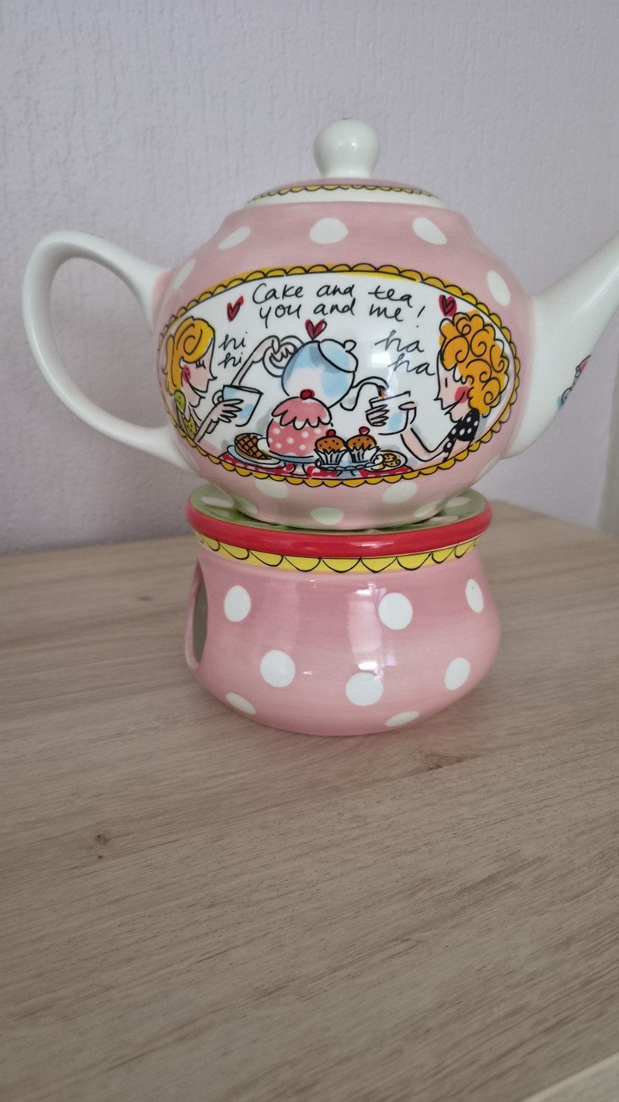 Roze theepot van blond met stippen en theelichtje, Zo goed als nieuw, Roze, Steen/keramiek, Ophalen