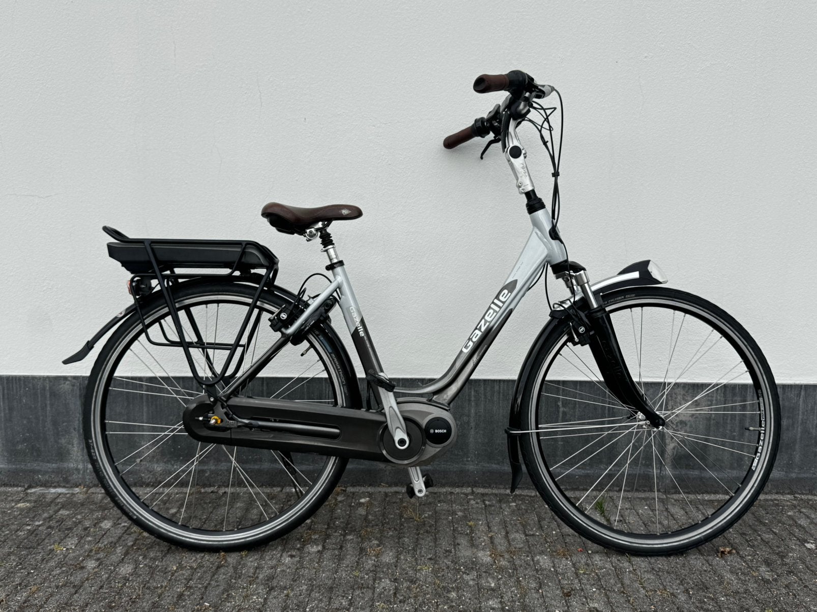 Gazelle Orange E-Bike Bosch, Fietsen en Brommers, Elektrische fietsen, Ophalen, Gebruikt, 47 tot 51 cm, 50 km per accu of meer