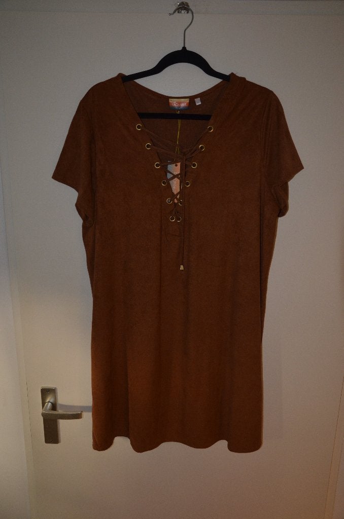 mooi nieuw suèdelook jurkje/tuniekje maat 50 Beachwave, Beachwave, Bruin, Maat 46/48 (XL) of groter, Nieuw