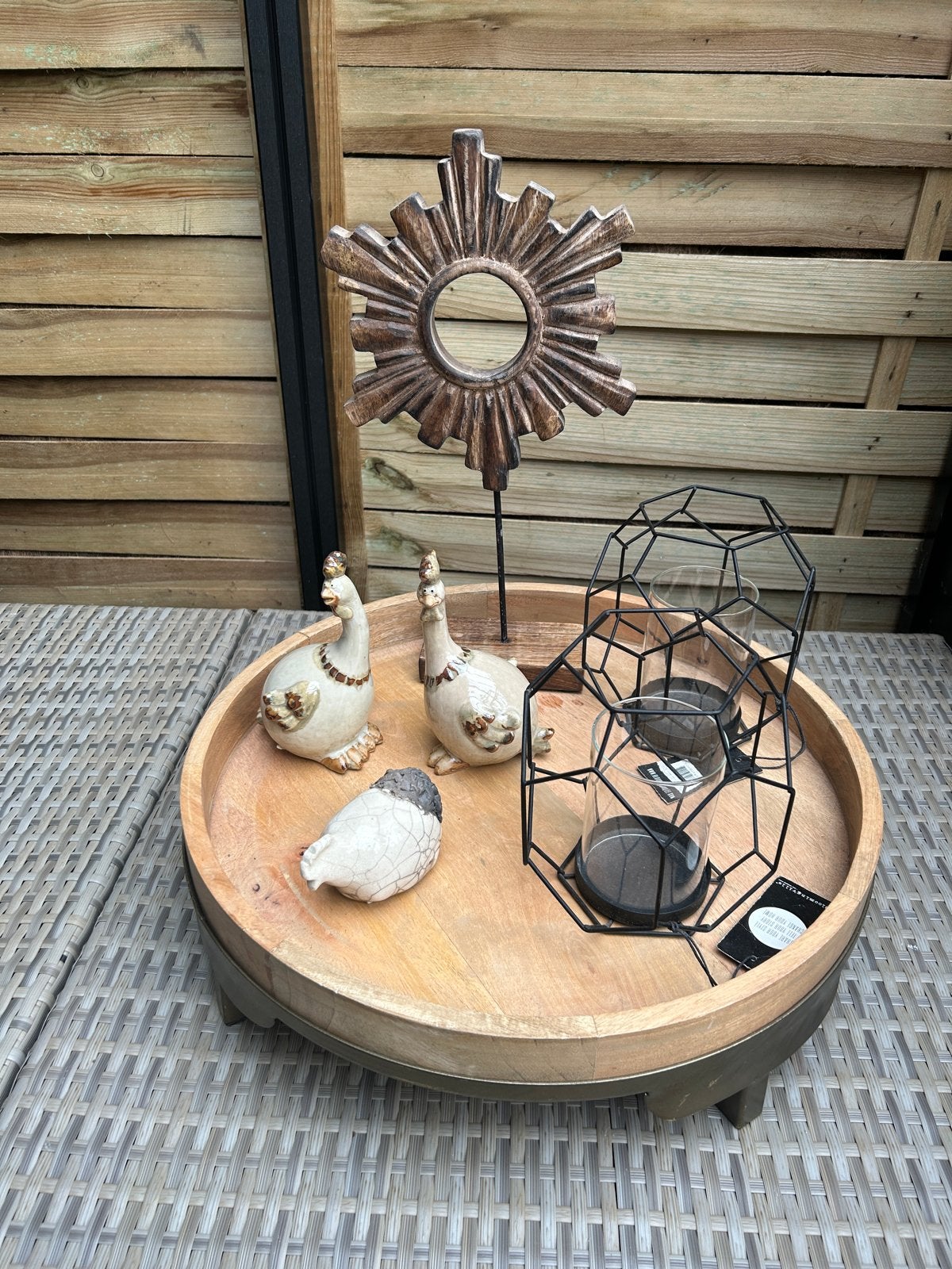 Decoratieve set: dienblad, kippen, windlichten en hout deco, Ophalen, Gebruikt, Meerkleurig, Overige materialen
