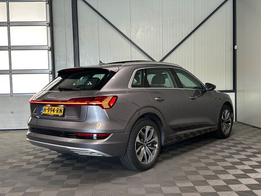 Audi e-tron 50 Quattro | SOH 85% | Launch Plus 71kWh | Pano, Auto's, Audi, Automaat, Traction-control, 300 km, 71 kWh