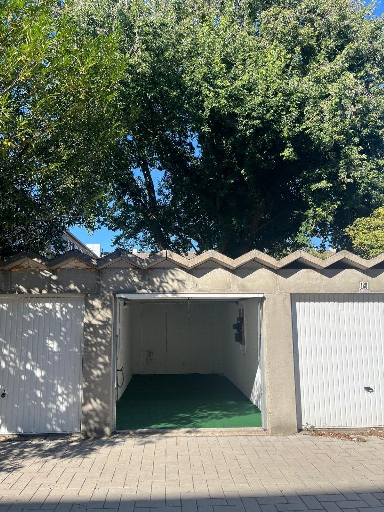 Opslagruimte / Garagebox te huur 17m² – Amsterdam Noord, Ophalen