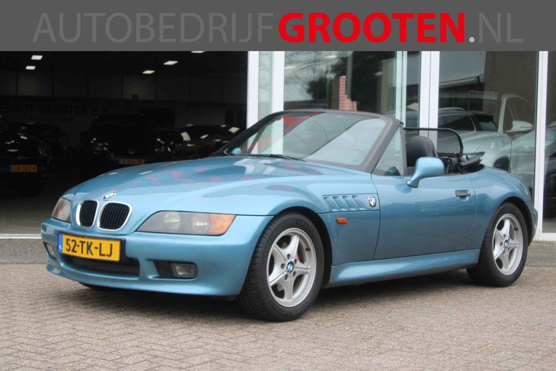BMW Z3 Roadster 1.9//Stoelverwarming//Nette auto! (bj 1996), Auto's, Achterwielaandrijving, Zwart, Cabriolet, Blauw