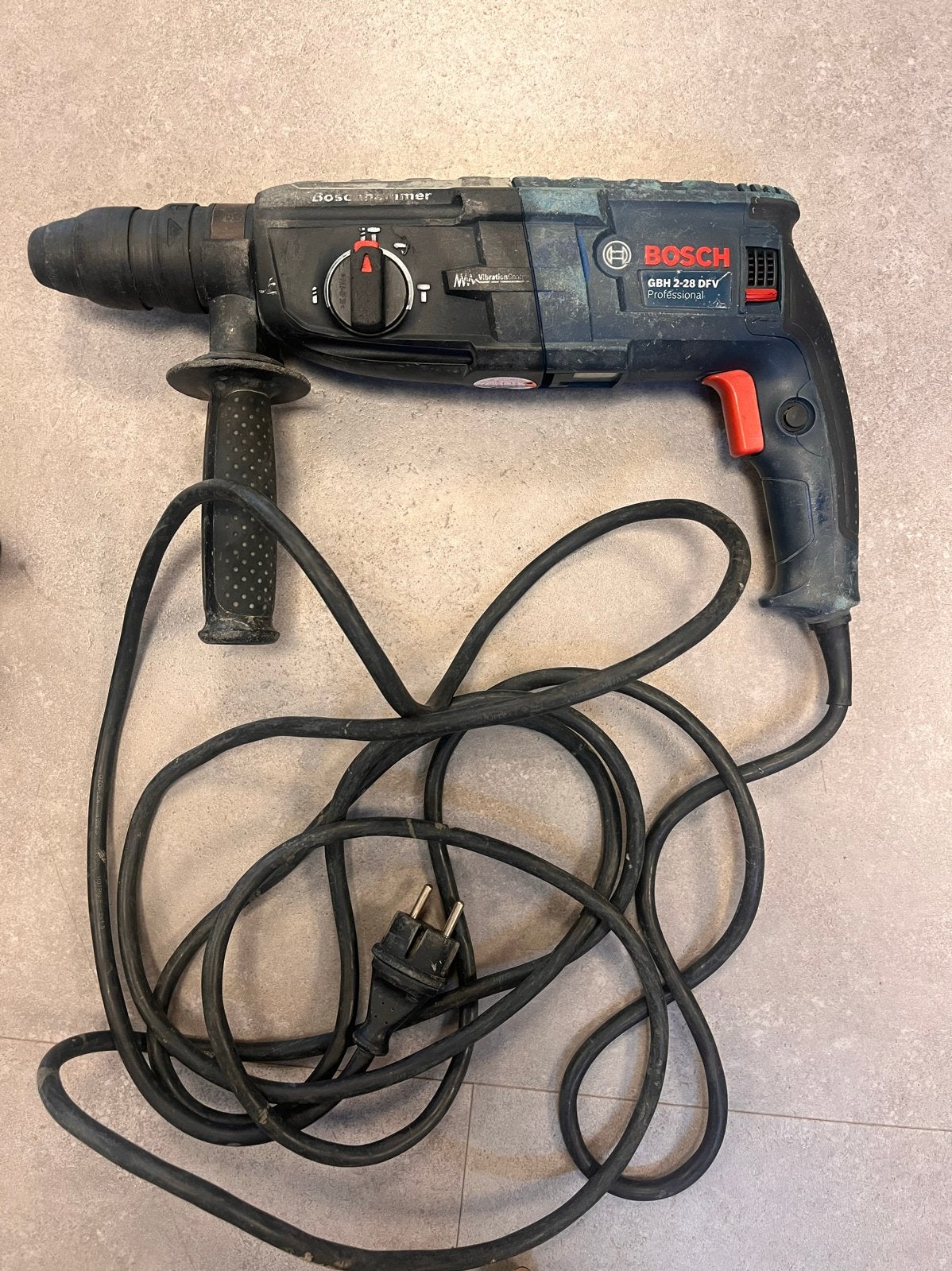 Bosch Boorhamer GBH 2-28 DFV Professional in koffer, Boor- en/of Breekhamer, Ophalen of Verzenden, Klopboormechanisme, Gebruikt