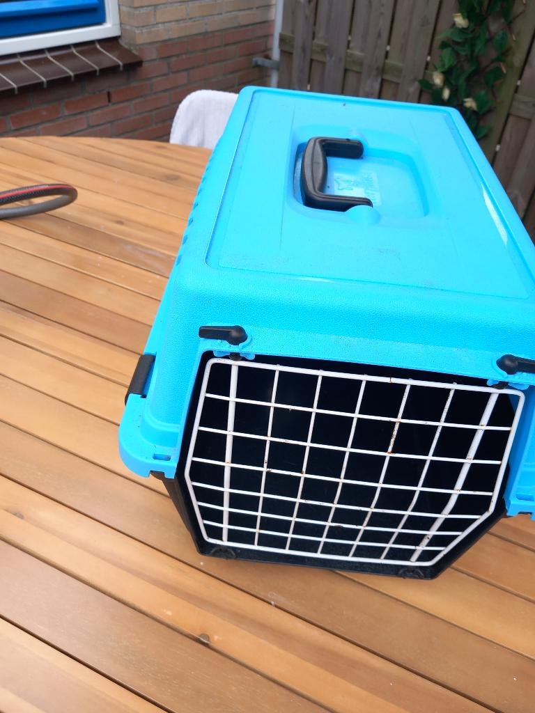 Kattenbak /reisbak, Dieren en Toebehoren, Ophalen, Zo goed als nieuw, Gesloten