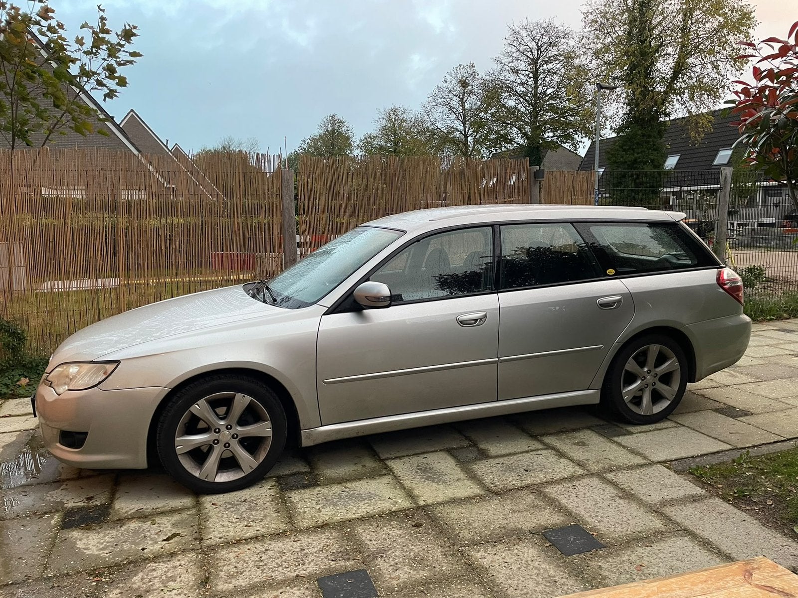 Subaru Legacy 2.0 R TW AUT AWD 2010 Grijs, Auto's, 164 pk, Zwart, 4 cilinders, Legacy
