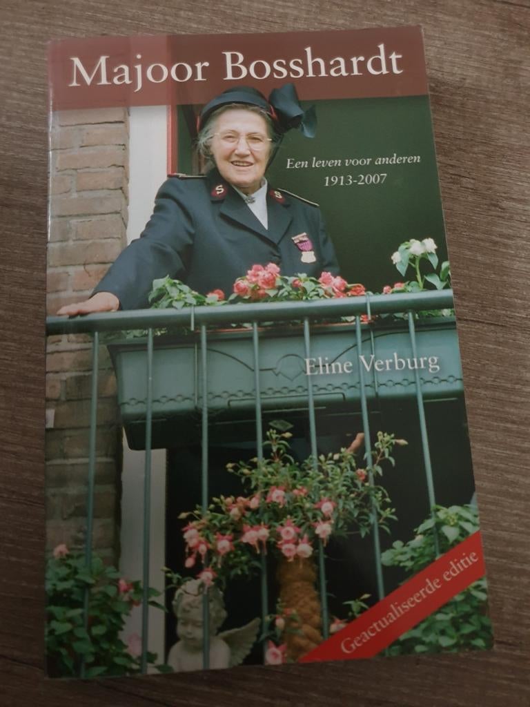 Majoor Bosshardt: Een leven voor anderen 1913-2007, Boeken, Ophalen of Verzenden, Gelezen
