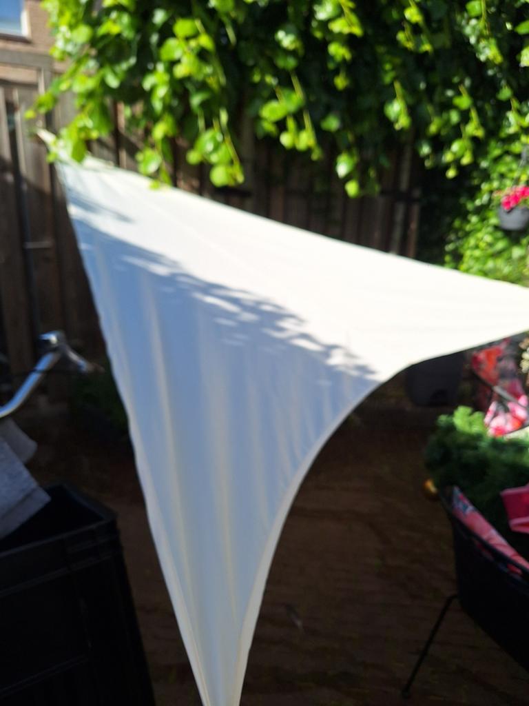 Beige Schaduwdoek 3.00 x 3.00 x 2.80 m, Ophalen of Verzenden, Zo goed als nieuw