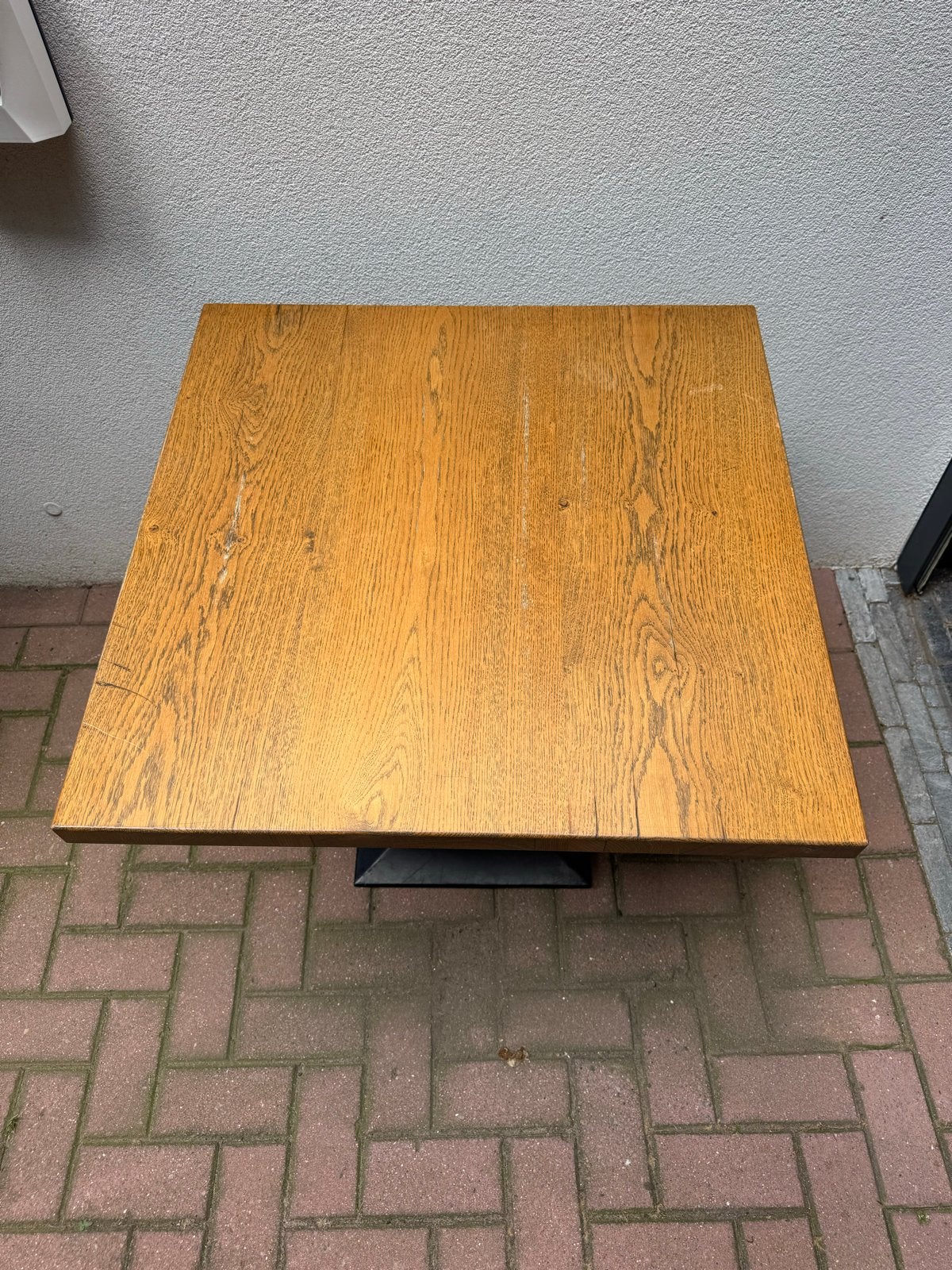 6 x vierkante eikenhouten tafel met metalen poot 80x80, Huis en Inrichting, Ophalen, Gebruikt, Tot twee personen, 50 tot 100 cm