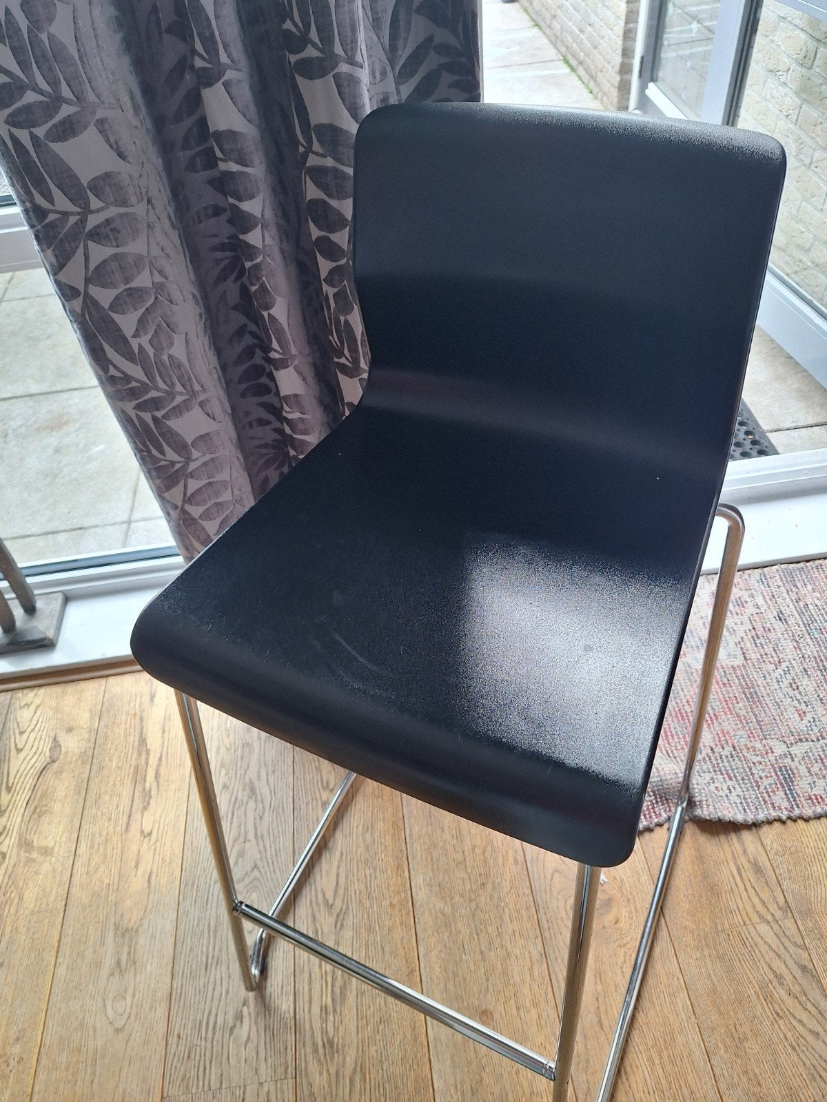 Ikea kruk 2x, Huis en Inrichting, Ophalen, Kunststof, Met voetsteun, 60 tot 90 cm