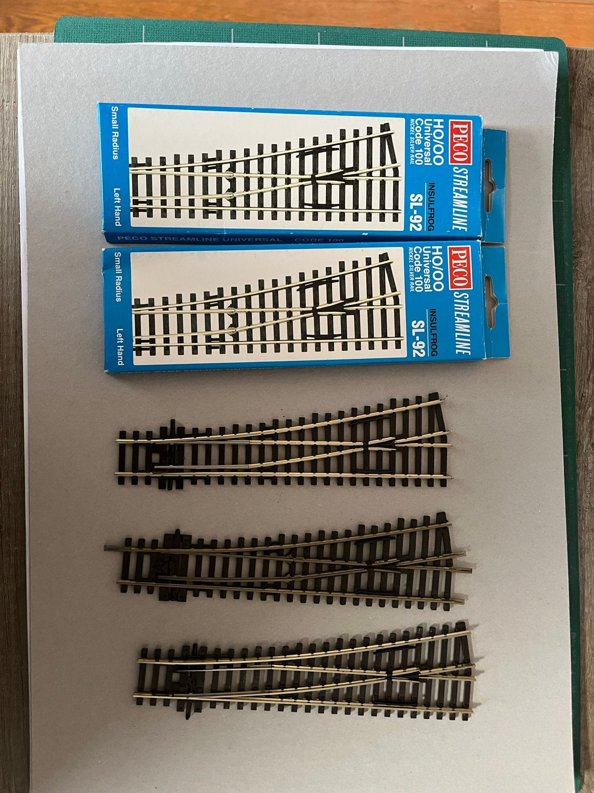 Peco wissels SL-92, code 100 (5 stuks, 2 nieuw), Ophalen of Verzenden, Zo goed als nieuw, Rails, Overige merken