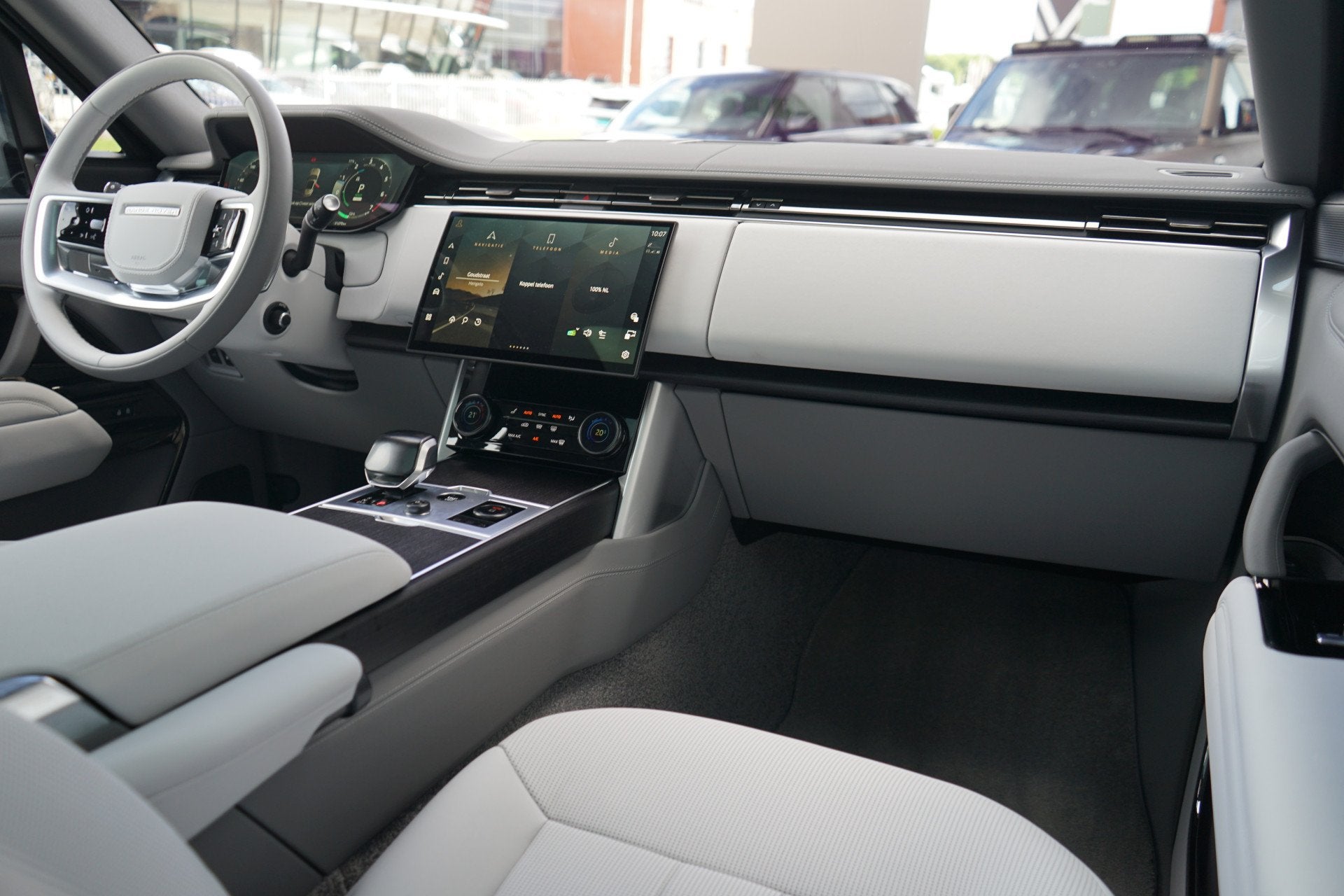Land Rover Range Rover 3.0 P510e SV PHEV | Massage stoelen |, Automaat, Gebruikt, Euro 6, 510 pk