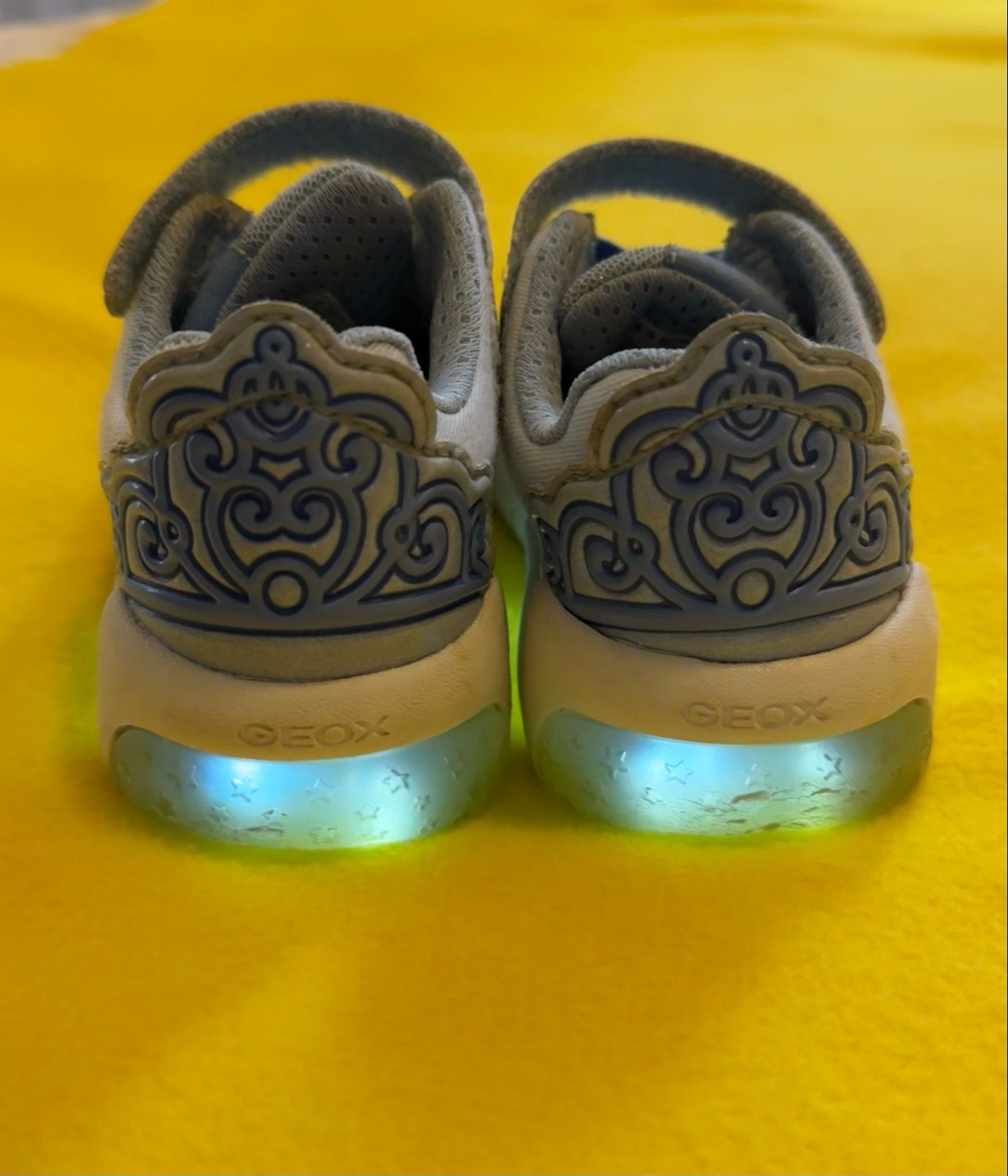 Geox Disney Assepoester Meisjes Sneakers Maat 24, Gebruikt, Meisje, Schoenen, Ophalen of Verzenden