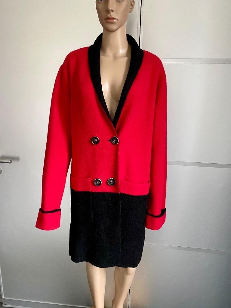 i697 Yest maat 40/42=L jas lang vest jasje winter rood/zwart, Maat 38/40 (M), Ophalen of Verzenden, Zo goed als nieuw, Yest