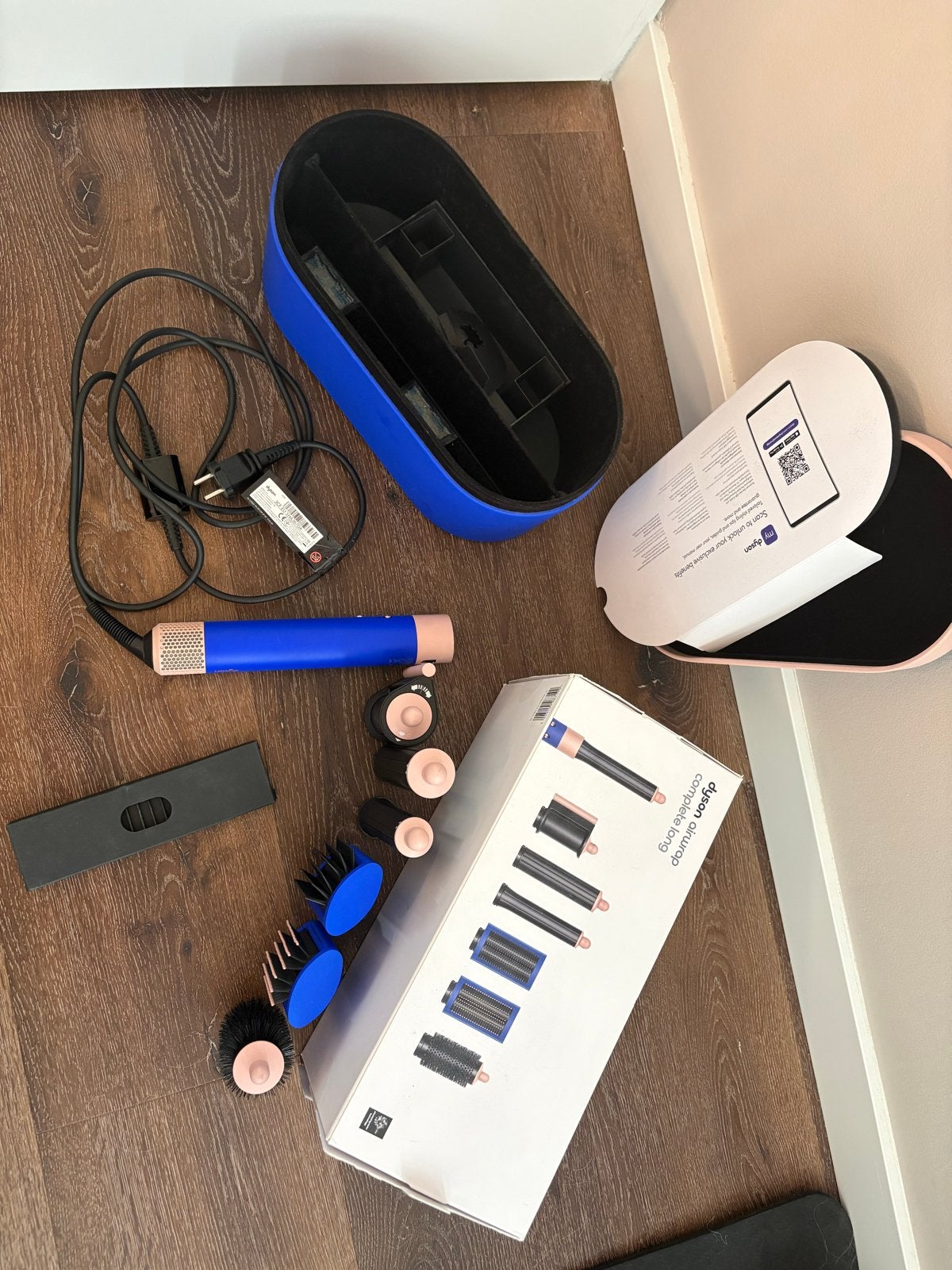Dyson Airwrap Complete - Haarstyling set met opbergdoos, Witgoed en Apparatuur, Ophalen, Zo goed als nieuw, Haarverzorging