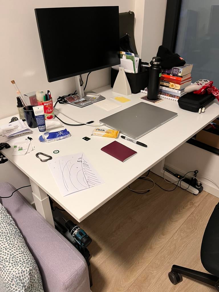 Working table, Ophalen, Zo goed als nieuw