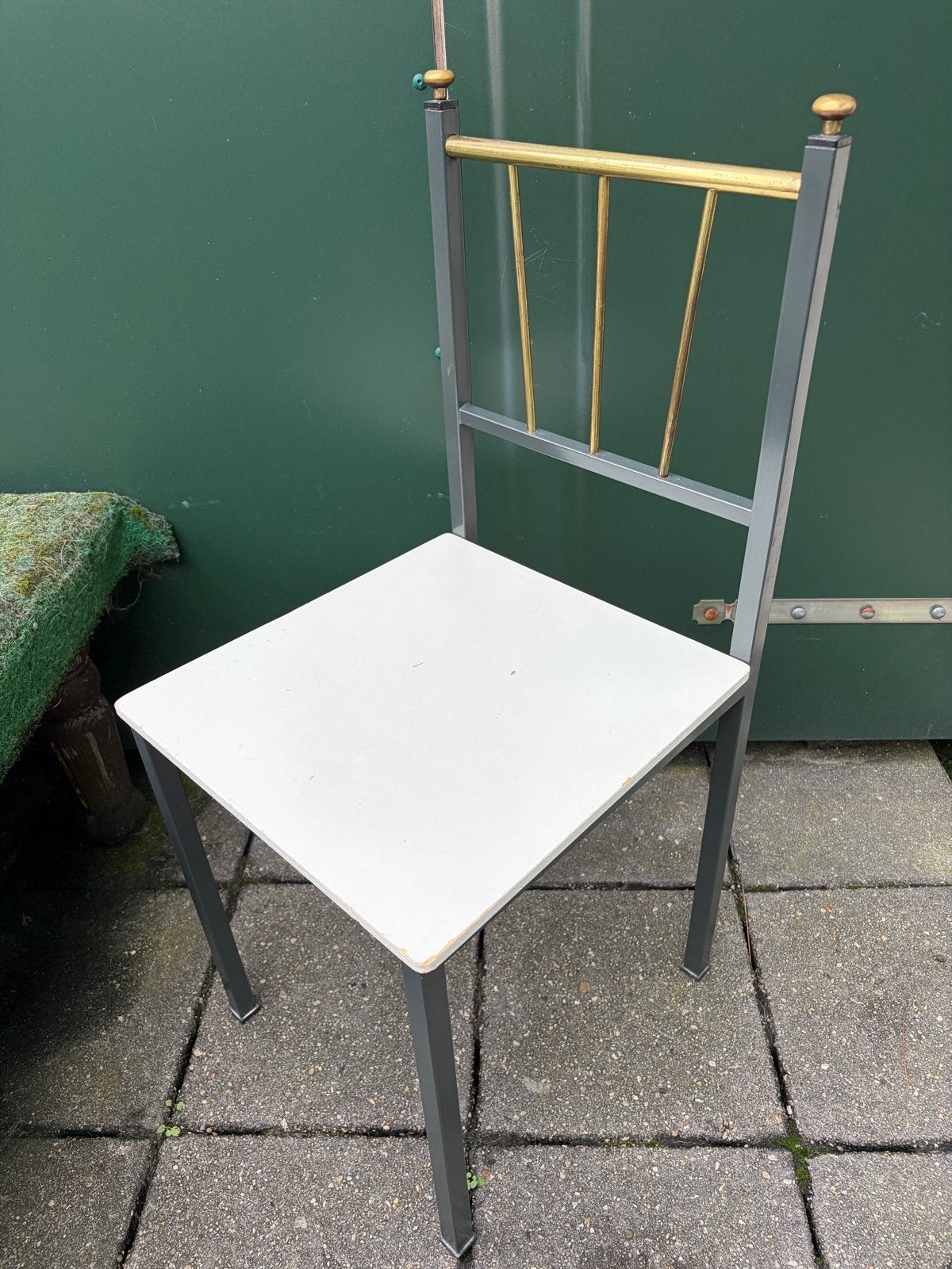 Metalen stoel met gouden accenten, Huis en Inrichting, Ophalen, Gebruikt, Eigenwijs, Metaal