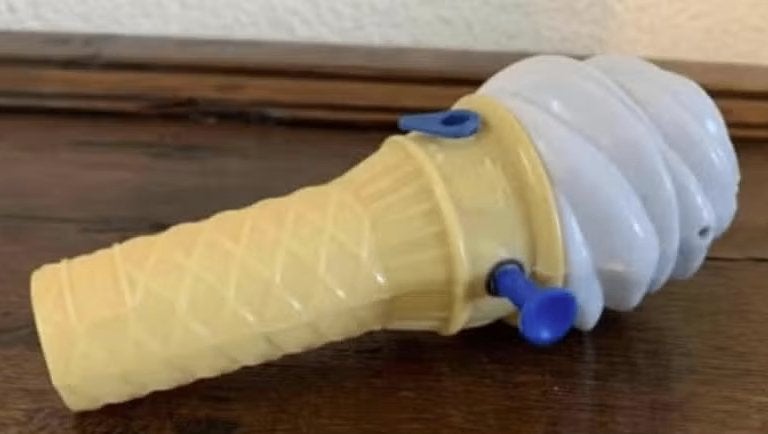 Waterpistool in vorm van softijsje, ijsje; ijsjespistool, Ophalen of Verzenden, Zo goed als nieuw