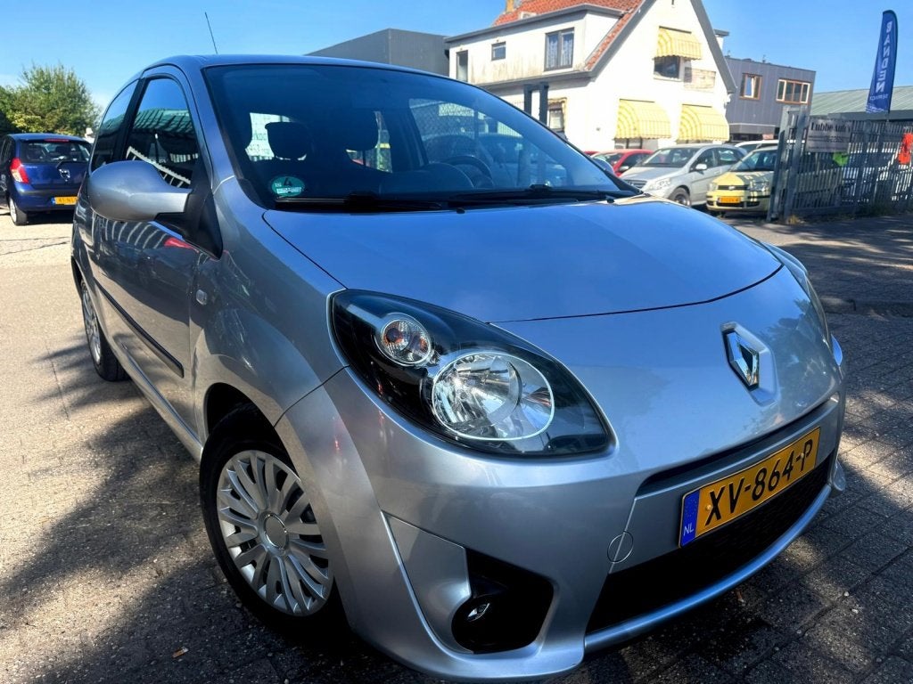 Renault Twingo 1.2-16V Authentique (bj 2007), Voorwielaandrijving, Twingo, Gebruikt, 31 €/maand