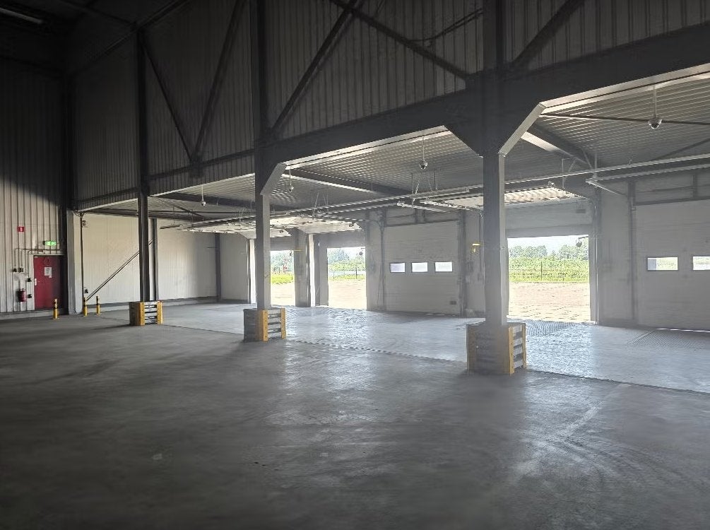 Te koop: Demontabele loods met laaddocks van circa 234 m²,, Ophalen, Gebruikt
