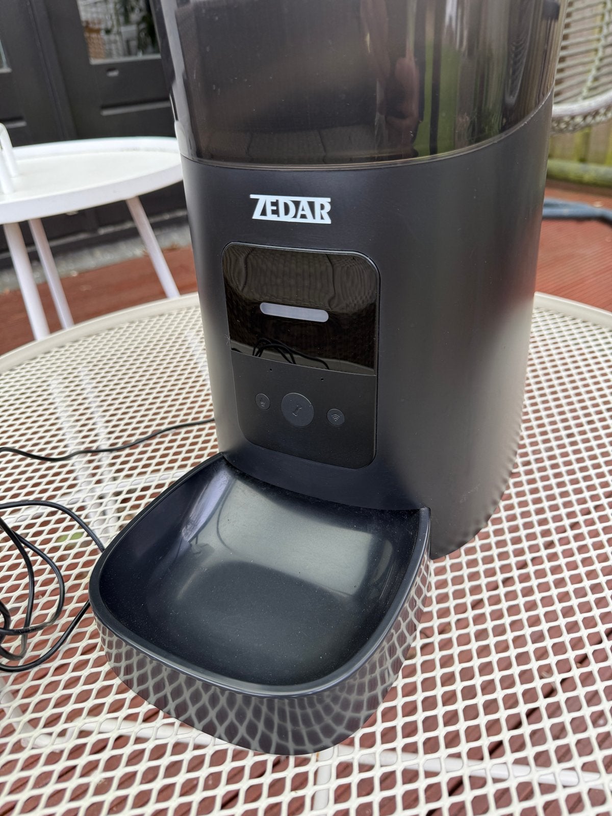 Zedar automatische voedbak, Dieren en Toebehoren, Kattenvoerbakken en Drinkbakken, Ophalen of Verzenden, Automatisch, Gebruikt
