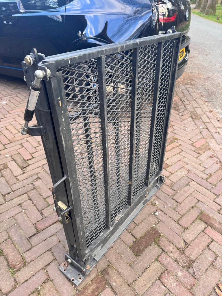 Opvouwbare oprijplaat met gasveren, Nederlands fabrikaat, Ophalen, Gebruikt