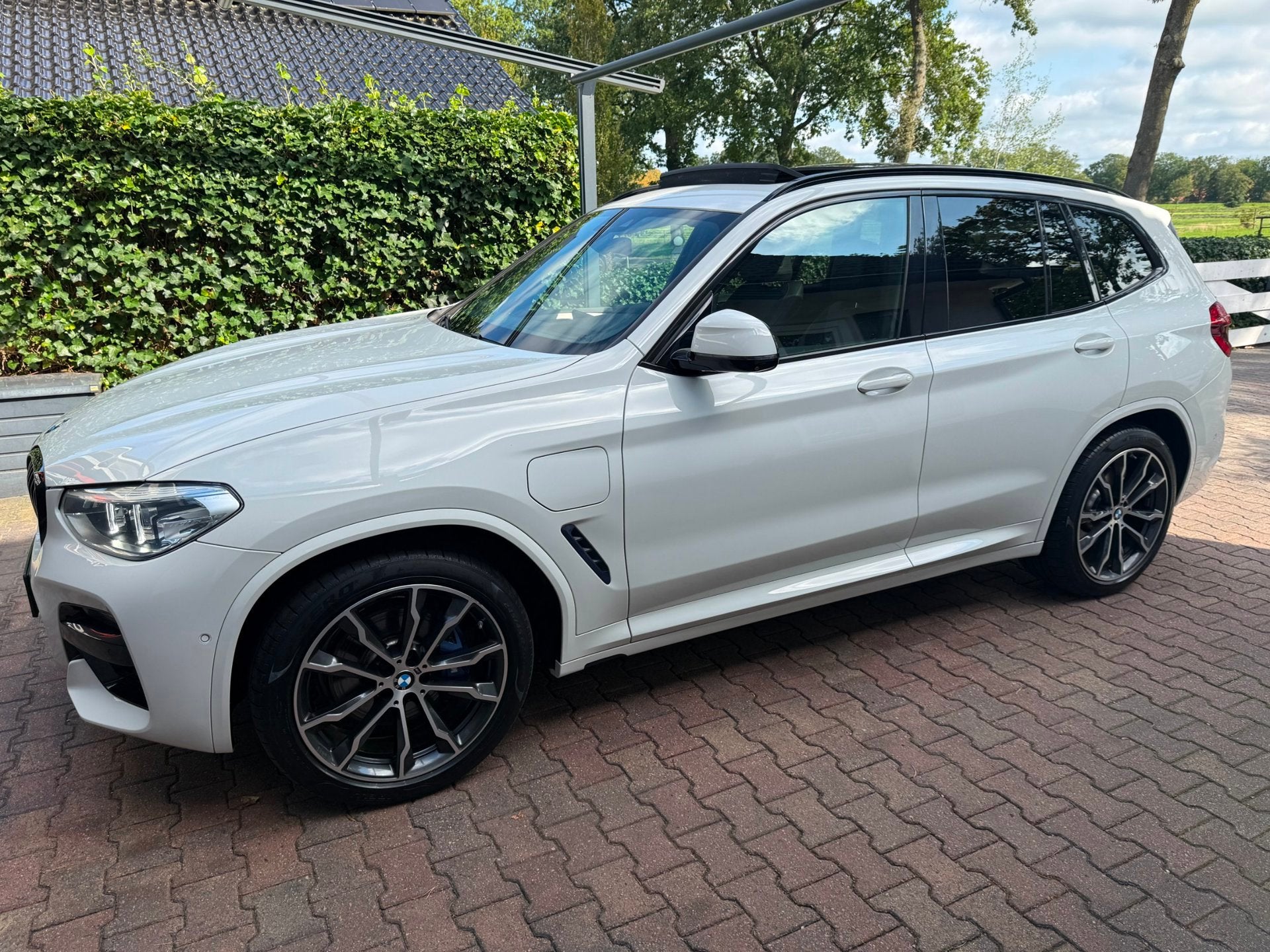 BMW X3 XDrive30e High M Sport, ACC/Leer/Virtual/Camera/Etc!, Gebruikt, 4 cilinders, Bedrijf, 184 pk