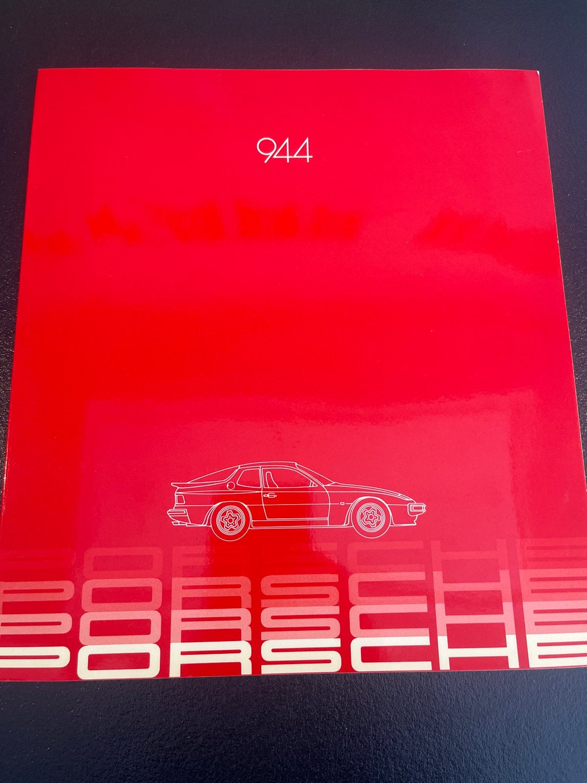 Porsche 944 Brochure Duitstalig Engelstalig 1982, Ophalen of Verzenden, Gelezen, Porsche