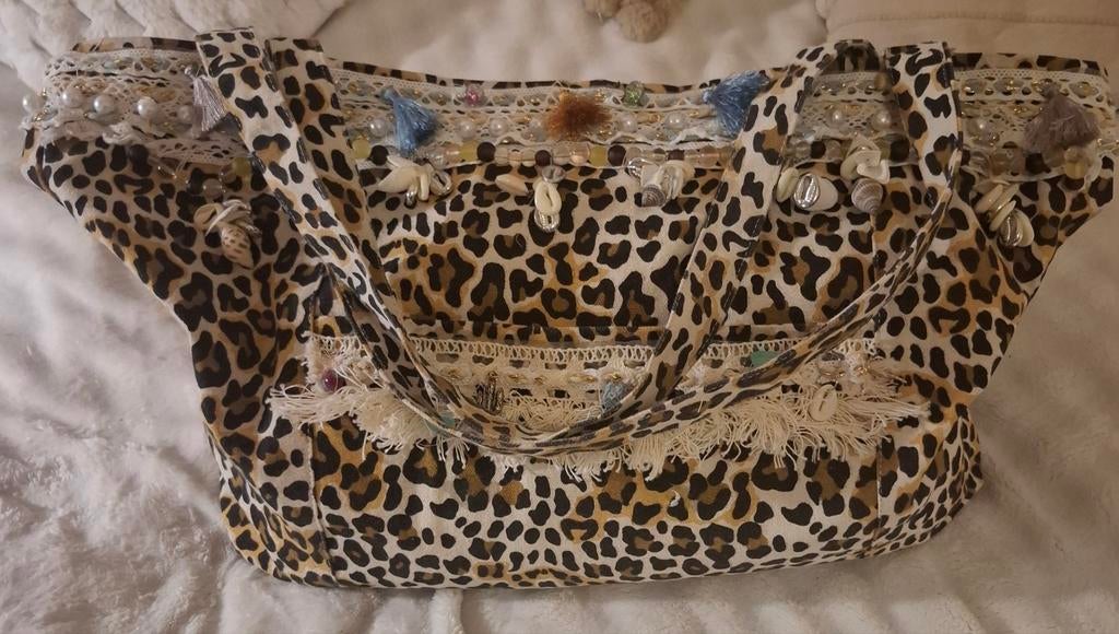 Trendy Leopard Print Strandtas met Schelpen en Kwastjes, Ophalen of Verzenden, Nieuw, Overige kleuren, Shopper