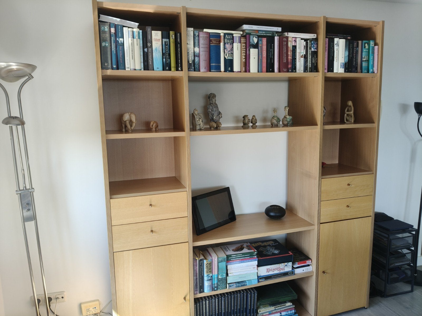 Groot beuken wandmeubel - boekenkast/opbergkast, Ophalen, Met deur(en), 200 cm of meer, 150 tot 200 cm