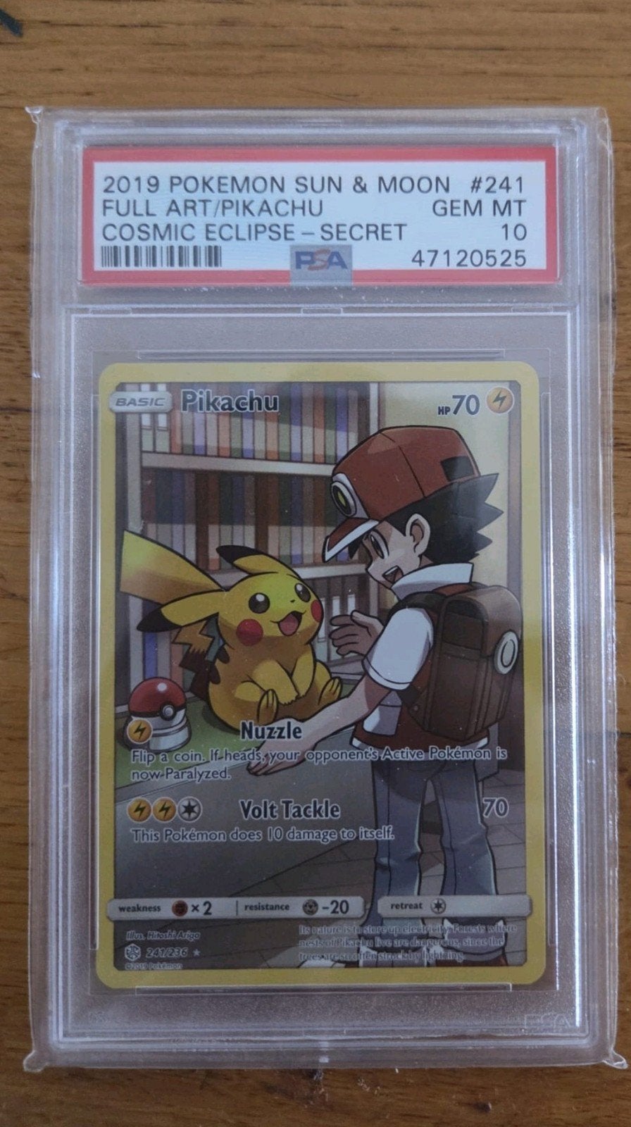 Pikachu PSA 10 Cosmic Eclipse Sun and Moon 241/236, Ophalen of Verzenden, Nieuw, Losse kaart, Foil