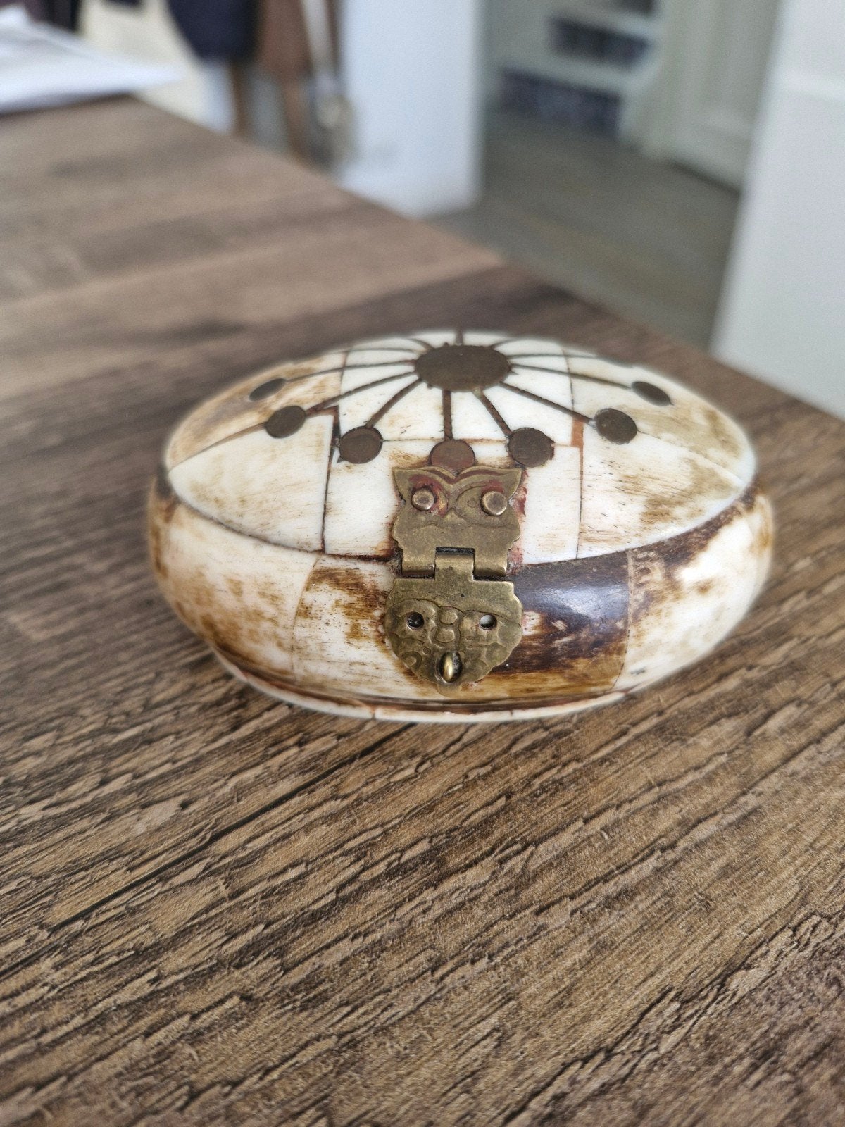 Vintage Indian kameelbenen sierraden doosje met koper inlay, Ophalen of Verzenden