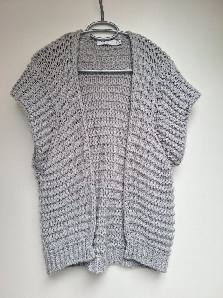 Grijs gebreid knit mouwloos vest Costes - maat XS 34, Ophalen of Verzenden, Costes, Maat 34 (XS) of kleiner, Grijs