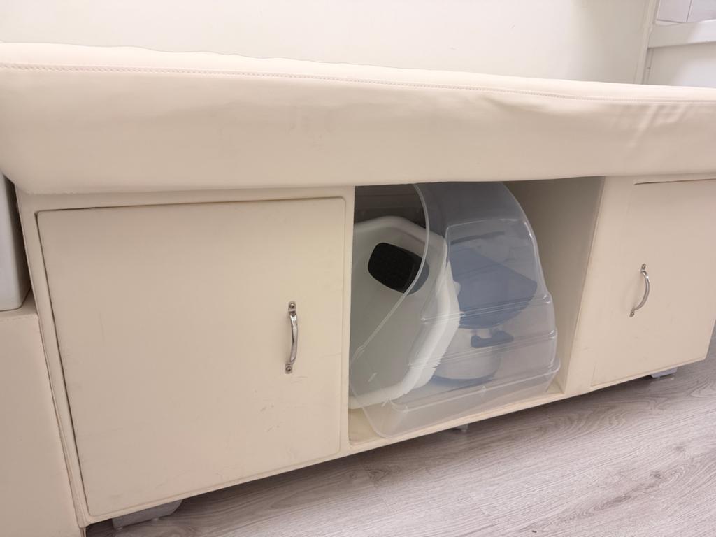 Japanese Head Spa Chair – Professional, excellent condition, Massage