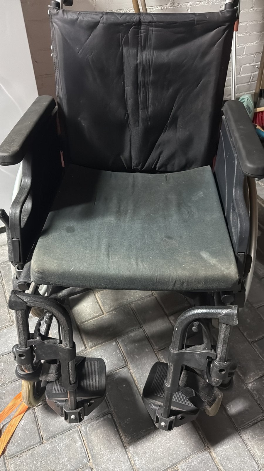 Nette inklapbare rolstoel, Ophalen, Inklapbaar, Gebruikt, Duwrolstoel