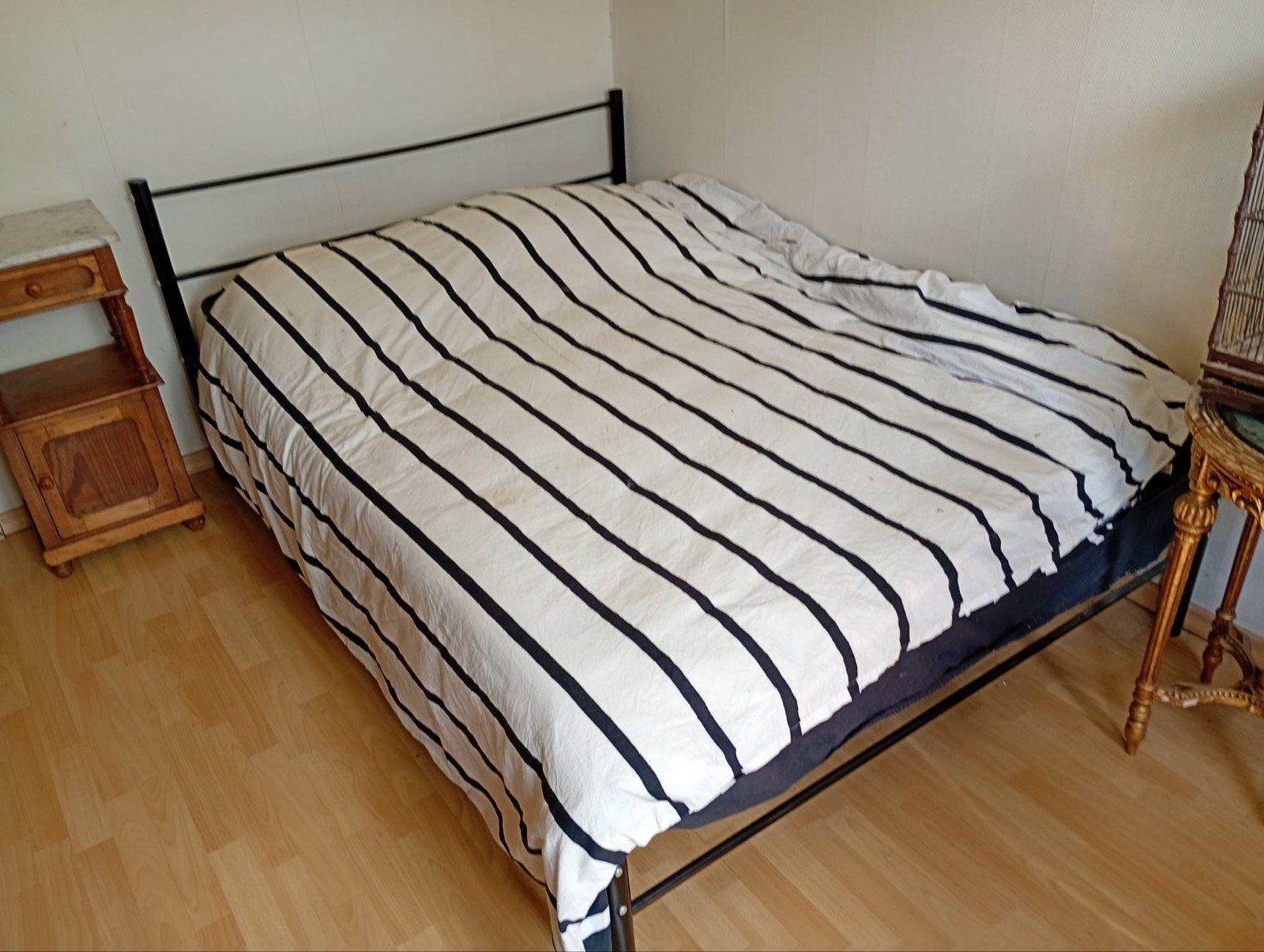 Zwart metalen tweepersoonsbed (140x200 cm), Ophalen, Gebruikt, Modern, Industrieel, Zwart