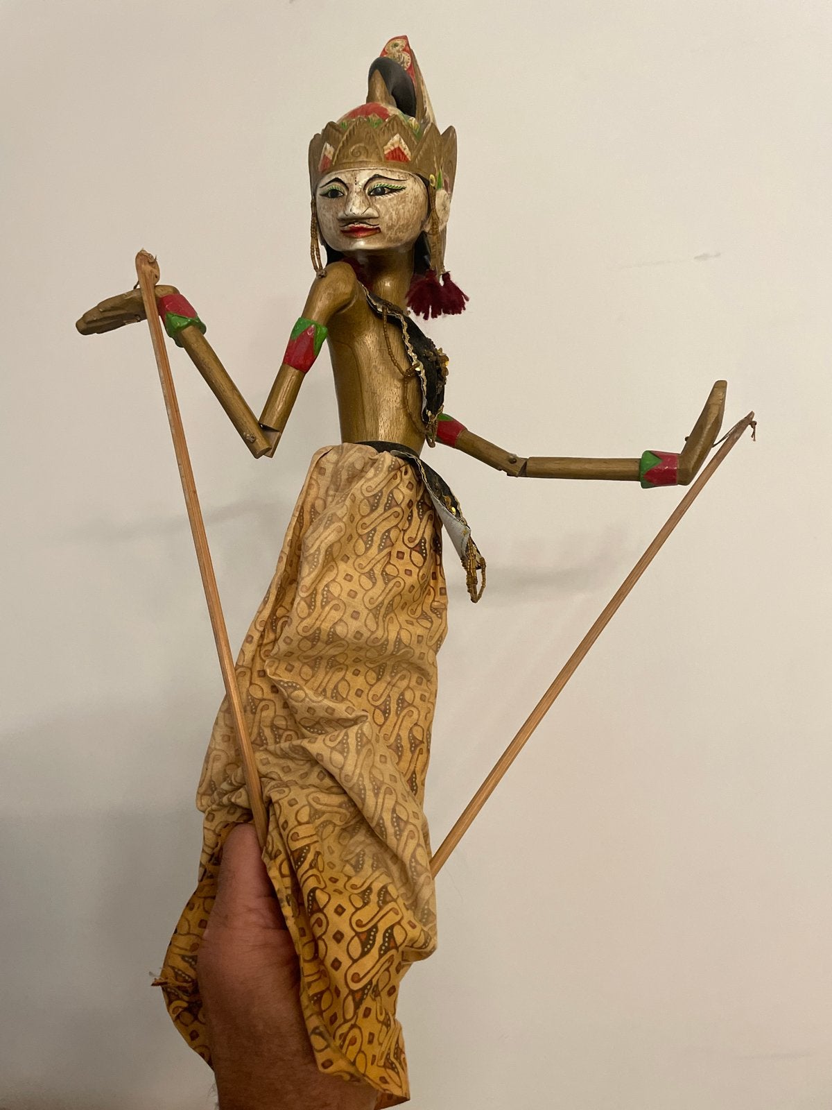 Antieke Wayang Golek pop uit Indonesië, handgemaakt, Handgemaakt, Indonesië, Meerkleurig, Pop