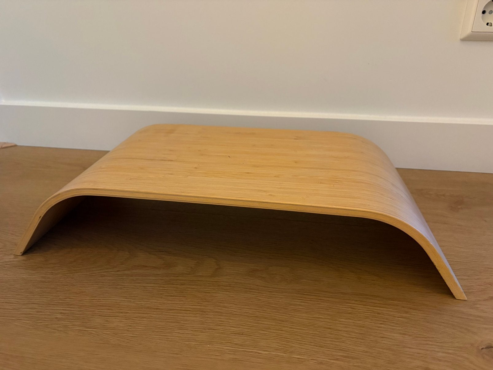 Ikea Sigfinn monitor- of laptopstandaard, Ophalen, Zo goed als nieuw