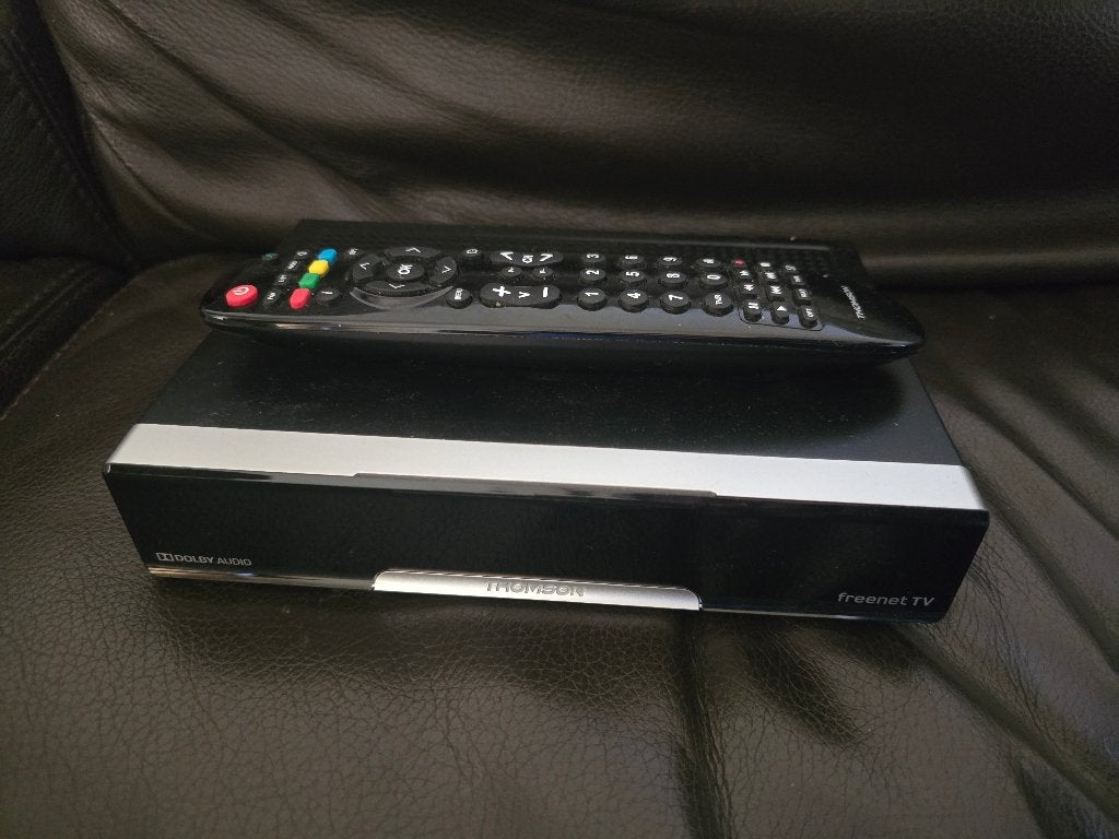 Foto 2 van Digitenne DVB T2 ontvanger inclusief KPN buitenantenne