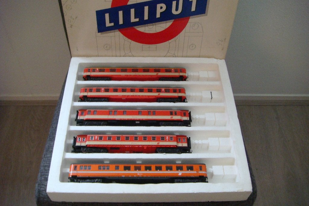Liliput 886 H0 wagon set met verlichting in de o.v.p., Hobby en Vrije tijd, Modeltreinen | H0, Gebruikt, Gelijkstroom, Wagon, Ophalen of Verzenden