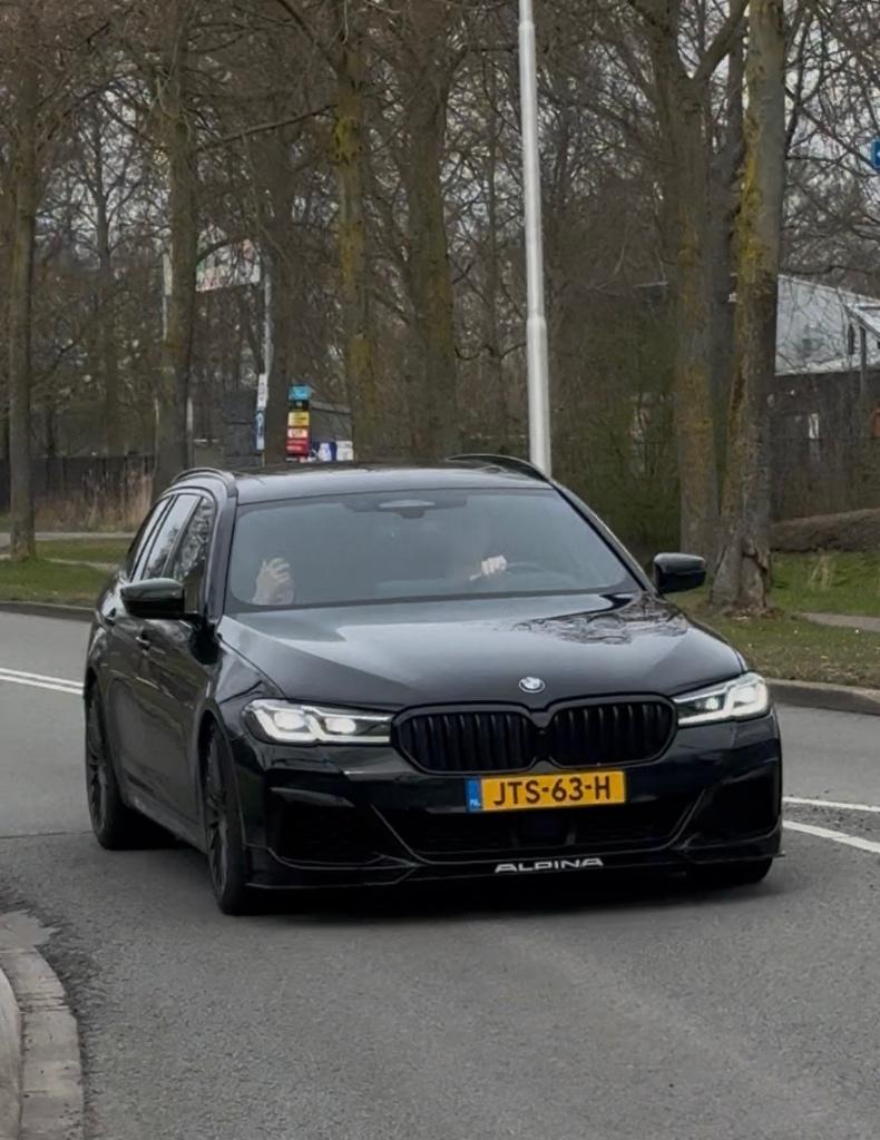 ALPINA B5 Touring LCI zwart met. 621pk B&W massage garantie, Auto's, Alpina, Automaat, 2000 kg, 4395 cc, Zwart
