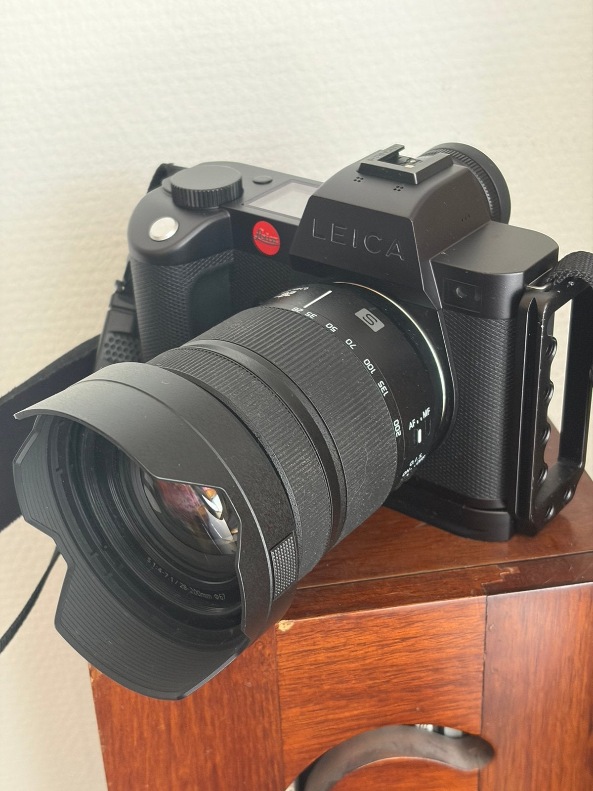 Leica SL2-S in zgan staat incl L bracket, Leica, Ophalen of Verzenden, Zo goed als nieuw, Accu