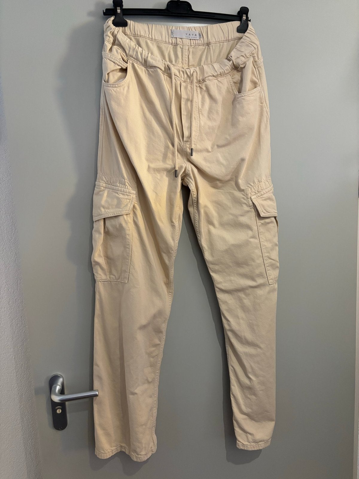 YAYA Dames Broek Maat 42 - Comfortabele Cargo Stijl, Kleding | Dames, Beige, Maat 42/44 (L), Ophalen of Verzenden, Lang