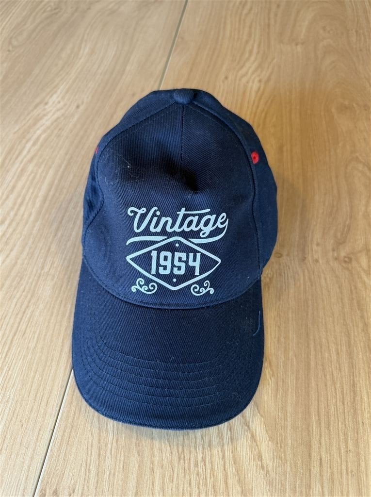 Beechfield Vintage 1954 Pet, Ophalen of Verzenden, Zo goed als nieuw