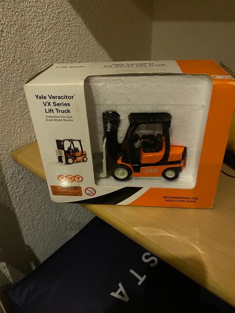 Heftruck tnt, Kinderen en Baby's, Ophalen of Verzenden, Nieuw
