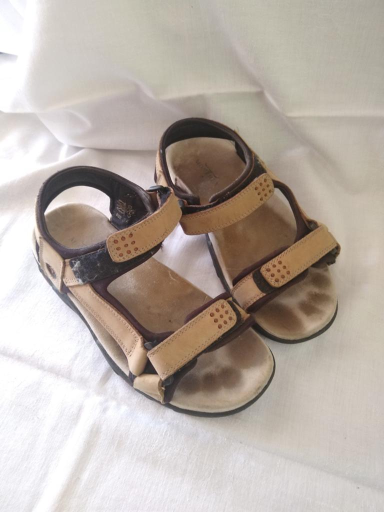 Sandalen, maat 36, Kleding | Dames, Schoenen, Bruin, Zo goed als nieuw, Montrex, Sandalen of Muiltjes