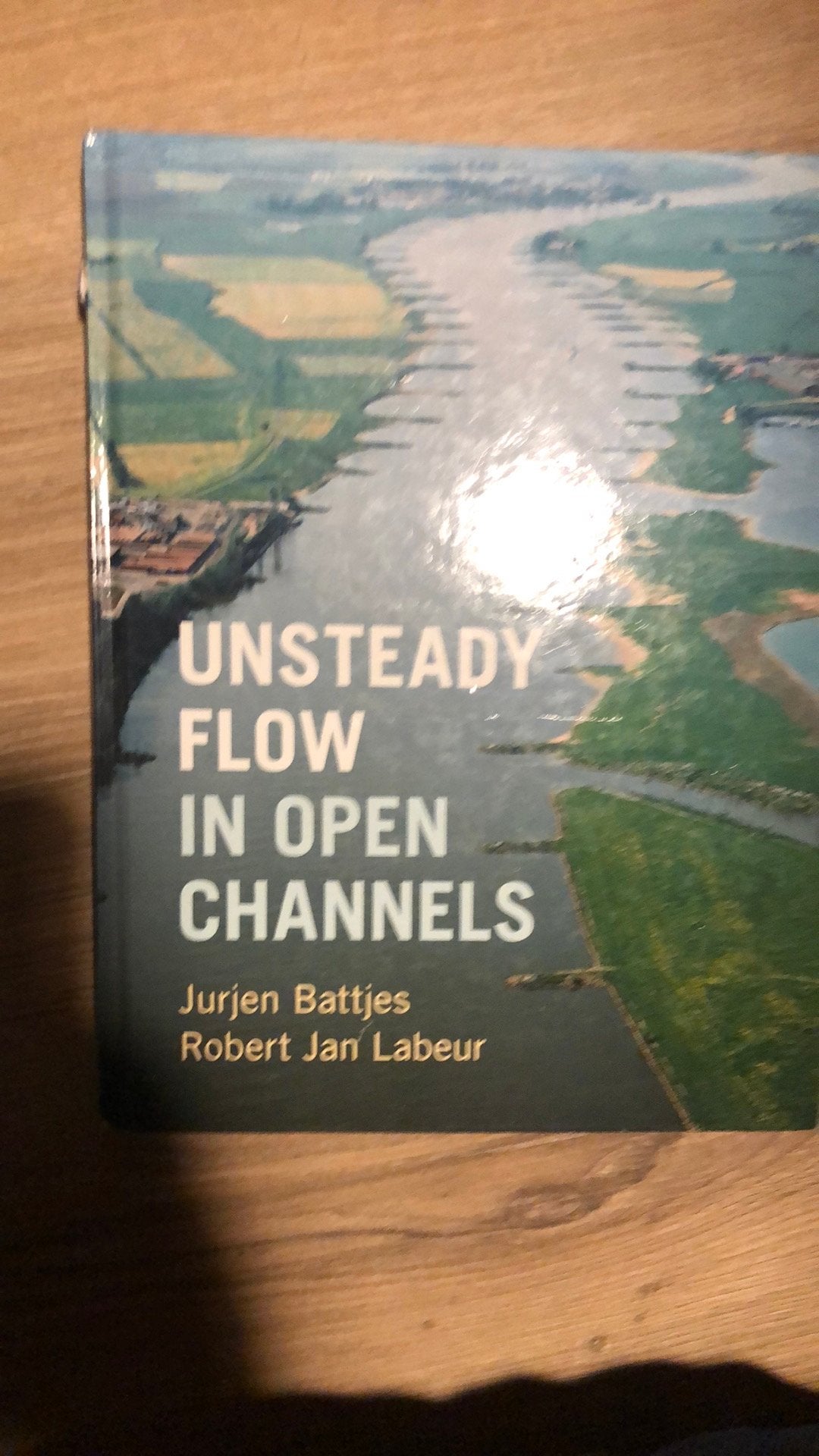 Unsteady flow in open channels battjes labeur, Ophalen, Zo goed als nieuw, Overige niveaus, Nederlands